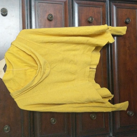 Free People Beach-Yellow hoodie - Picture 5 of 5